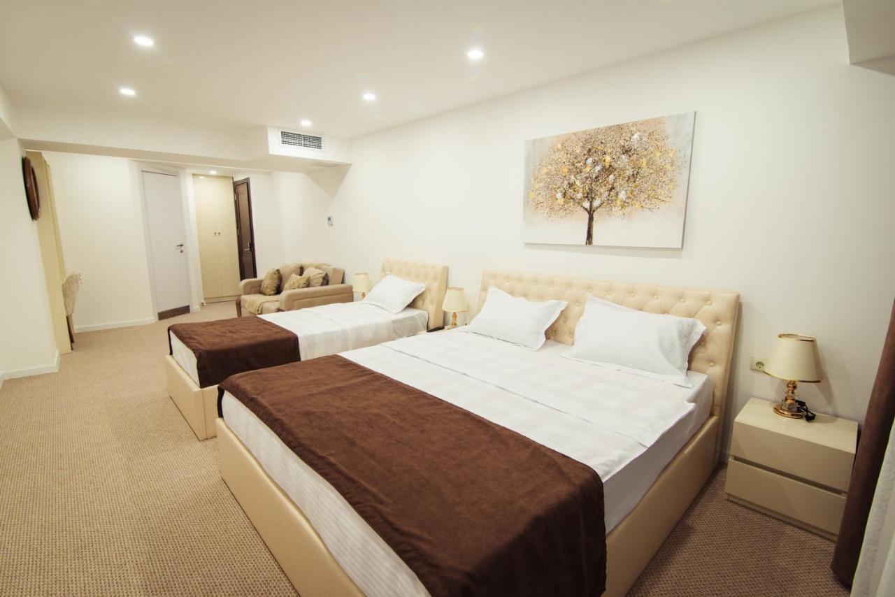 Royal Plaza Hotel Τυφλίδα Εξωτερικό φωτογραφία