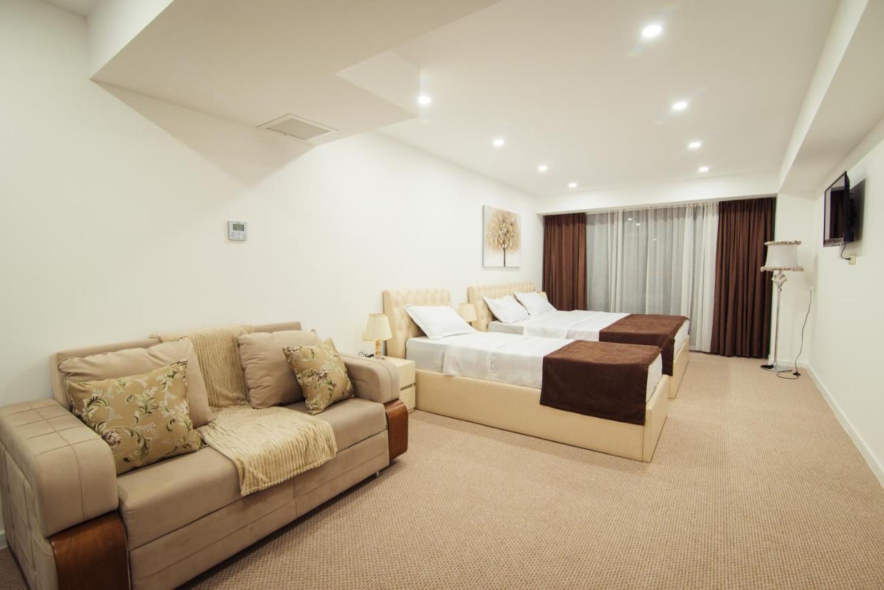 Royal Plaza Hotel Τυφλίδα Εξωτερικό φωτογραφία