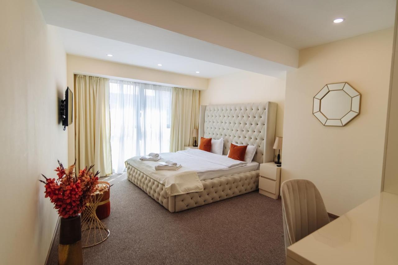 Royal Plaza Hotel Τυφλίδα Εξωτερικό φωτογραφία