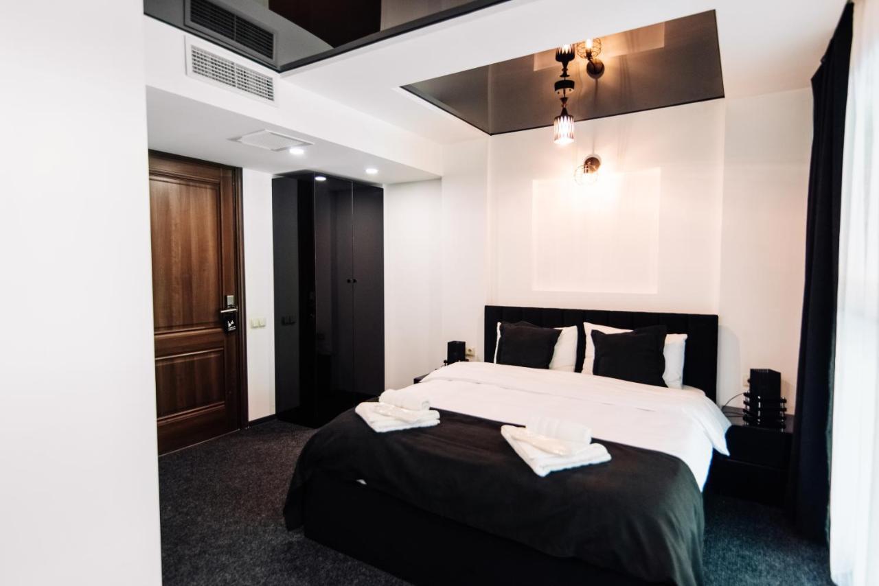 Royal Plaza Hotel Τυφλίδα Εξωτερικό φωτογραφία