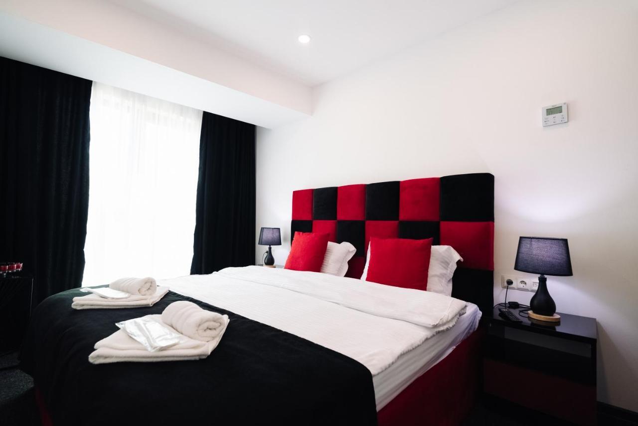 Royal Plaza Hotel Τυφλίδα Εξωτερικό φωτογραφία