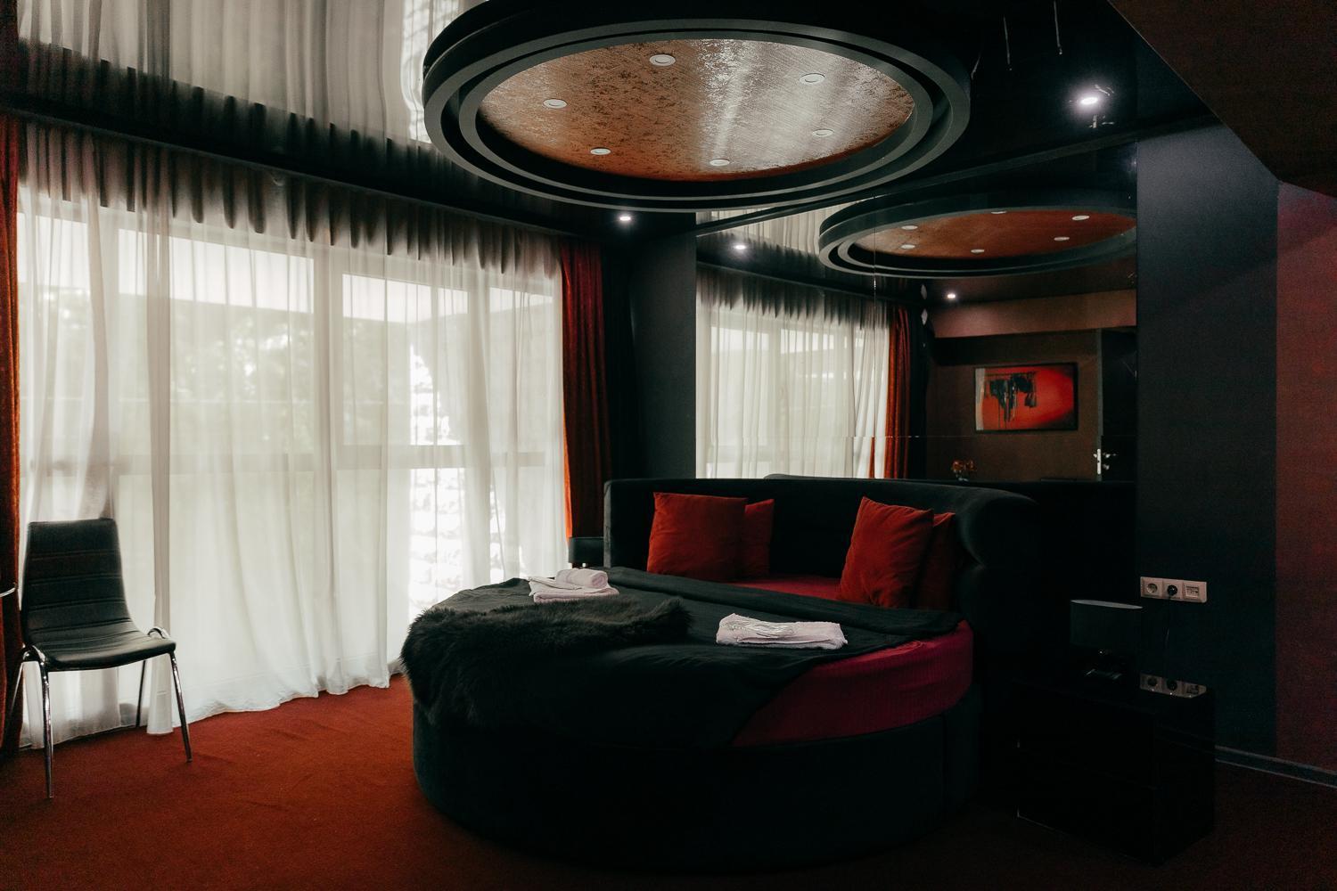 Royal Plaza Hotel Τυφλίδα Εξωτερικό φωτογραφία